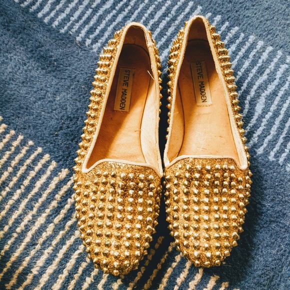 Steve Madden fancy gold studded loafers - Picture 2 of 2